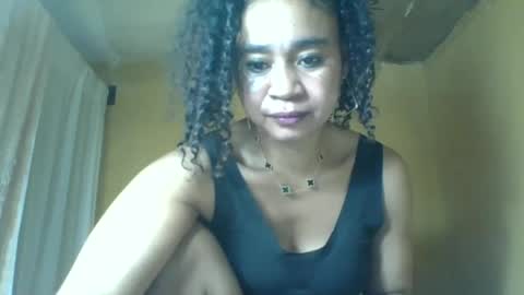 olivia9794 online show from July 12, 9:26 pm