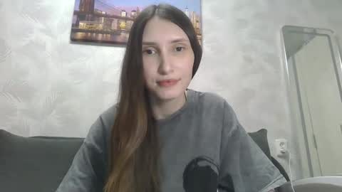 Olivia online show from February 20, 10:15 pm
