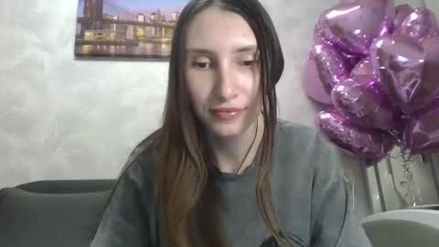 Olivia online show from February 18, 12:05 am