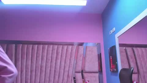 Snapshot of olivia_fox69 chatting on December 28, 1:28 pm OLIVIA online show from December 28, 1:28 pm