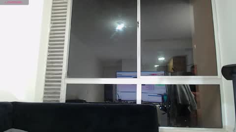 olivia_martine online show from December 7, 6:21 am
