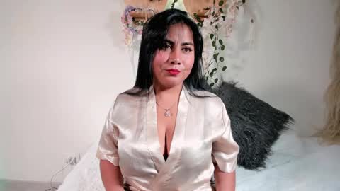 Olivia  happyness  online show from January 29, 7:22 pm