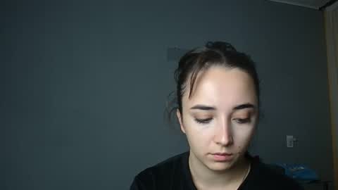 Snapshot of olivia_oliv chatting on October 15, 1:14 pm Olivia online show from October 15, 1:14 pm