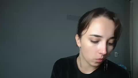 Snapshot of olivia_oliv chatting on October 20, 12:19 pm Olivia online show from October 20, 12:19 pm