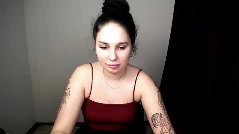 Olivia online show from April 10, 8:48 pm