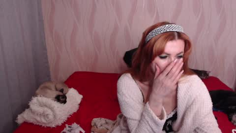 Olivia online show from December 15, 9:42 pm