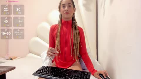 Olivia online show from February 28, 8:39 pm