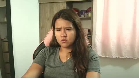 Olivia online show from October 13, 1:47 pm