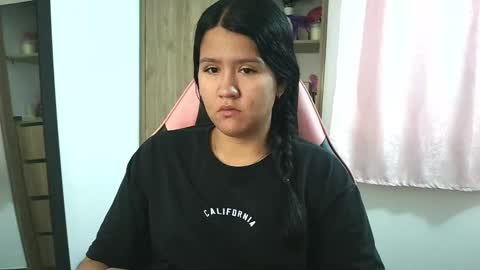 Olivia online show from November 13, 2:38 pm