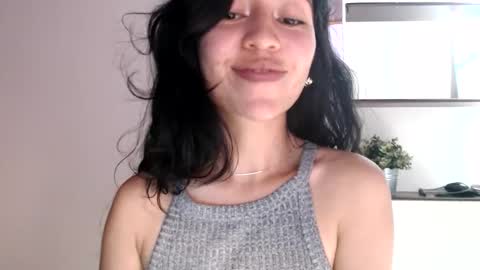 oliviaaa__ online show from December 17, 5:17 pm