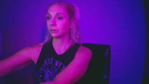 oliviajadex online show from November 18, 3:29 am