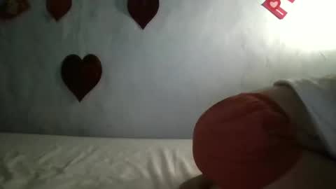 Snapshot of oliviajohnson20 chatting on February 24, 3:53 am oliviajohnson20 online show from February 24, 3:53 am