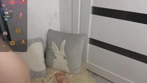 Olivia online show from October 8, 5:06 pm