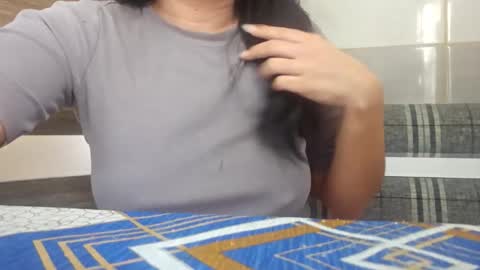 Olivia online show from January 18, 8:10 am