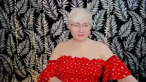 Kelly online show from April 18, 11:24 am