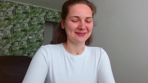 Olivia online show from March 26, 5:20 am