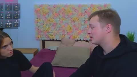 Snapshot of ollistiw chatting on September 11, 7:53 am Olli and Stiw online show from September 11, 7:53 am