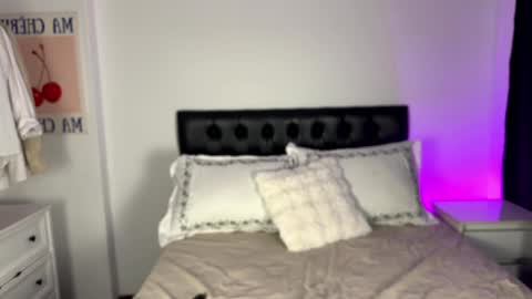 Brazilian Girls One More Cum online show from March 9, 11:14 am