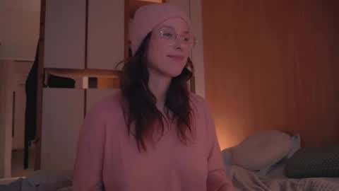 Ariel online show from December 29, 7:22 pm