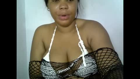 oneofdbestchubbygaloncb online show from April 28, 2:38 am