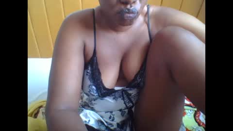 Ella online show from March 8, 7:57 am