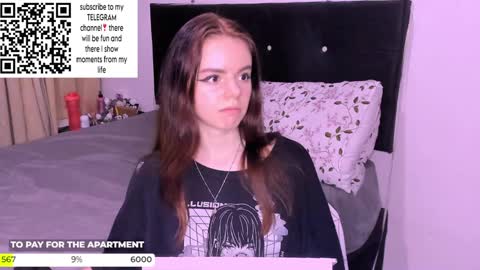 Snapshot of only_sarah1 chatting on December 17, 11:38 pm only_sarah1 online show from December 17, 11:38 pm