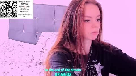 Snapshot of only_sarah1 chatting on February 13, 6:48 pm only_sarah1 online show from February 13, 6:48 pm