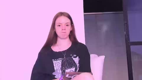 Snapshot of only_sarah1 chatting on September 8, 11:59 pm only_sarah1 online show from September 8, 11:59 pm