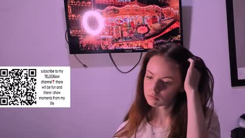 Snapshot of only_sarah1 chatting on December 24, 11:44 pm only_sarah1 online show from December 24, 11:44 pm