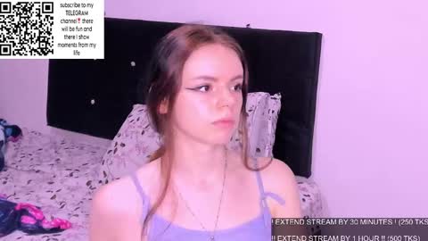 Snapshot of only_sarah1 chatting on February 5, 12:53 am only_sarah1 online show from February 5, 12:53 am