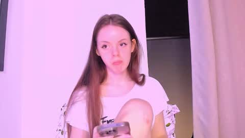 Snapshot of only_sarah1 chatting on October 2, 12:04 am only_sarah1 online show from October 2, 12:04 am