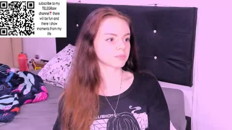 Snapshot of only_sarah1 chatting on December 27, 10:59 pm only_sarah1 online show from December 27, 10:59 pm