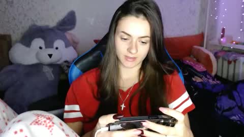 Amalia online show from November 22, 6:43 pm