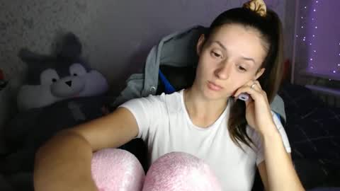 Amalia online show from October 15, 5:37 pm