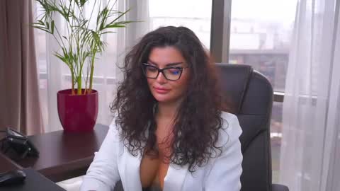 Nicolle online show from March 1, 10:02 am