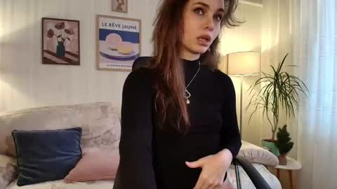 ophelia blue online show from January 9, 9:35 am