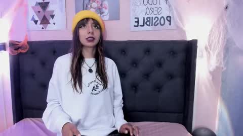 ophelune online show from October 22, 1:27 pm