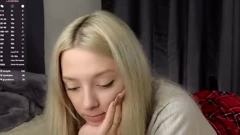 Emma online show from September 9, 1:33 pm