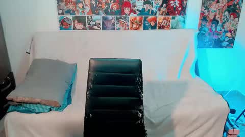 oriana savatil online show from February 7, 4:38 am