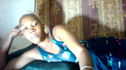 oshee444 online show from February 24, 6:06 pm