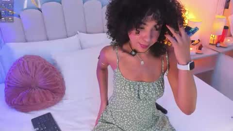 Oshun  online show from November 10, 12:55 pm