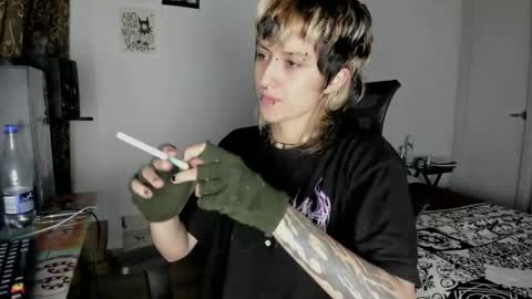 Otto 3 online show from April 18, 10:07 am