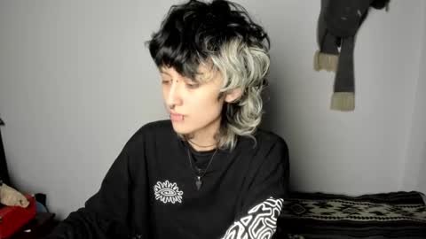 Otto 3 online show from March 5, 3:29 am