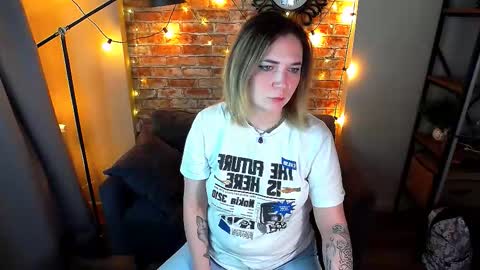 ozalin_green online show from September 21, 7:23 pm