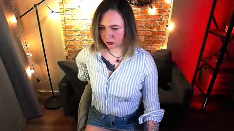 ozalin_green online show from October 29, 6:40 am