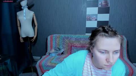 Snapshot of pa1e_pr1ncess chatting on October 23, 8:53 am Ella online show from October 23, 8:53 am