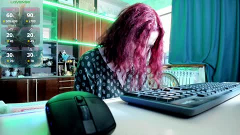 Ella online show from December 23, 6:44 am