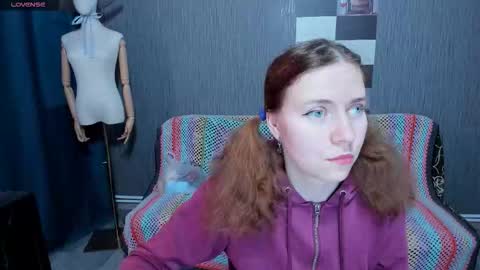 Snapshot of pa1e_pr1ncess chatting on October 15, 7:33 am Ella online show from October 15, 7:33 am