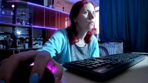 Ella online show from February 5, 6:46 am