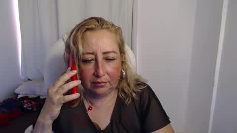 paiper online show from October 17, 5:16 pm